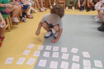 Τα παιδιά μας του Νηπιαγωγείου μαθαίνουν να αγκαλιάζουν...