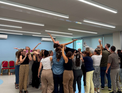 Οι εκπαιδευτικοί μας παρακολούθησαν το βιωματικό εργαστήριο «Μαθαίνω παίζοντας»