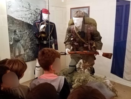 Τα παιδιά μας της Α΄ τάξης επισκέφτηκαν το Πολεμικό Μουσείο Θεσσαλονίκης.