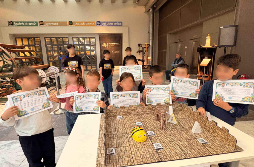 Ανακαλύπτουμε τα μνημεία της πόλης μας με τον Beebot