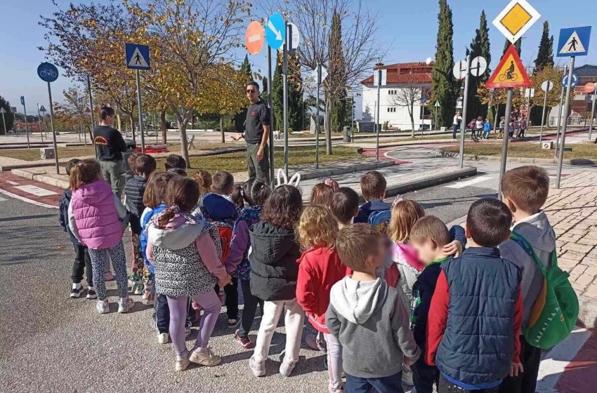 Τον ΚΟΚ αγαπώ με ασφάλεια κυκλοφορώ&#33;